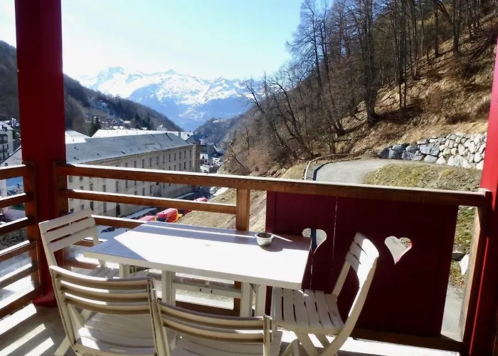 Apartment T2 Confortable, 4 Pers., Garage, Wifi, Bareges, Proche Thermes Et Ski-bus - Fr-1-403-97
