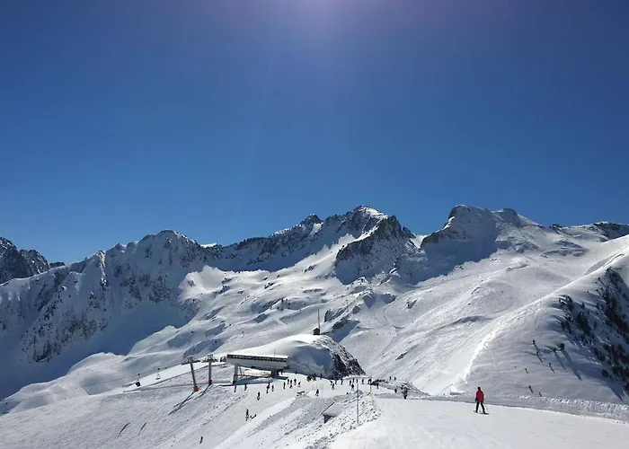 Lejlighed T2 Confortable, 4 Pers., Garage, Wifi, Bareges, Proche Thermes Et Ski-bus - Fr-1-403-97 *